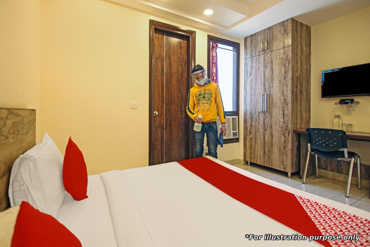 Oyo 12675 Hotel Star Inn New Delhi Exteriör bild